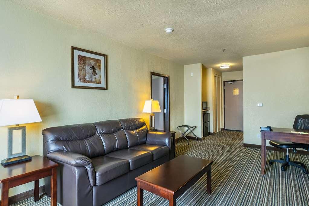 Quality Inn & Suites Yorkton Zimmer foto